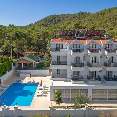 فندق Forest Park