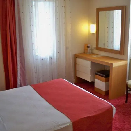 Hotel Forest Park