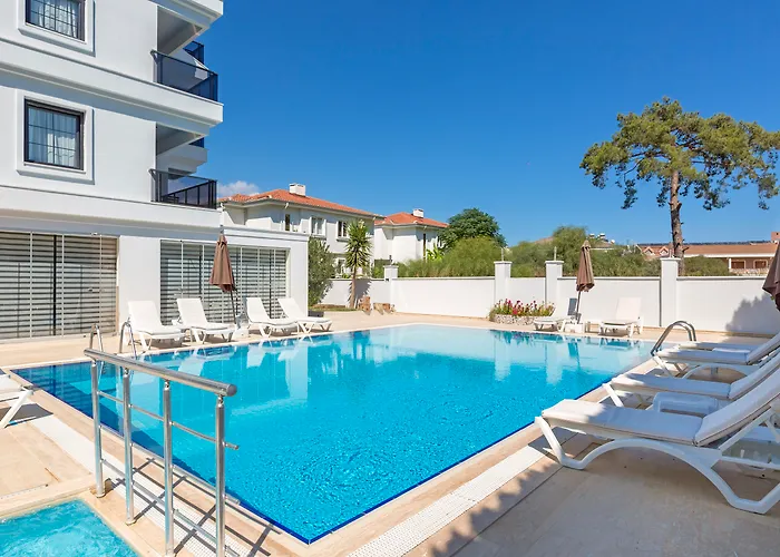 Forest Park מלון 3*