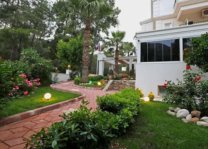 Forest Park 3* קמר