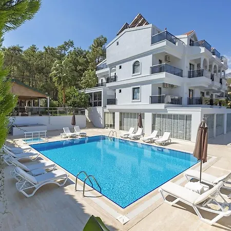 Hotel Forest Park 3*