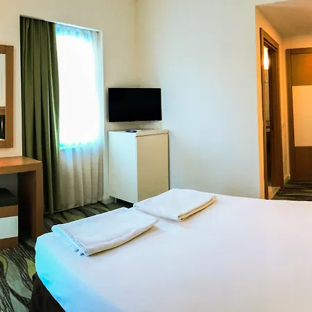 ホテル Forest Park ケメル